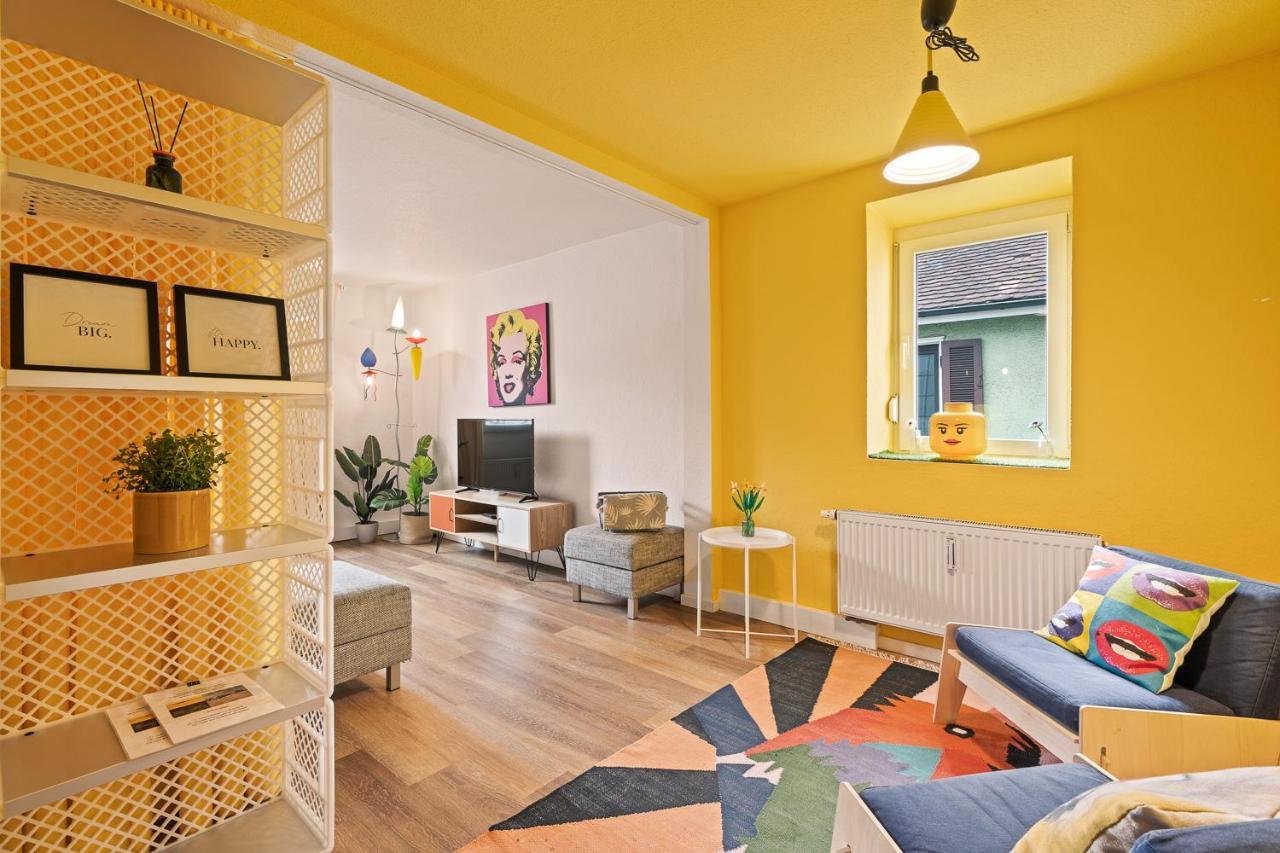 Farbenfrohe Altbauwohnung, Ausstattung FDH